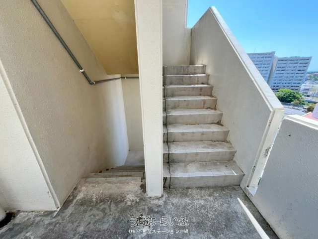 1-Room Apartment for Rent in Shuri Daimoncho, Naha, Okinawa - Thumbnail 2