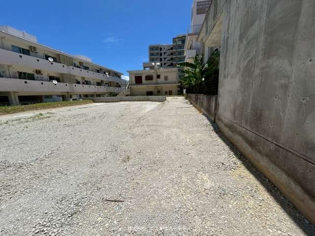 158.12 sqm Flat Residential Land for Sale in Okinawa City - Thumbnail 4