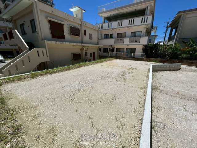 158.12 sqm Flat Residential Land for Sale in Okinawa City - Thumbnail 2