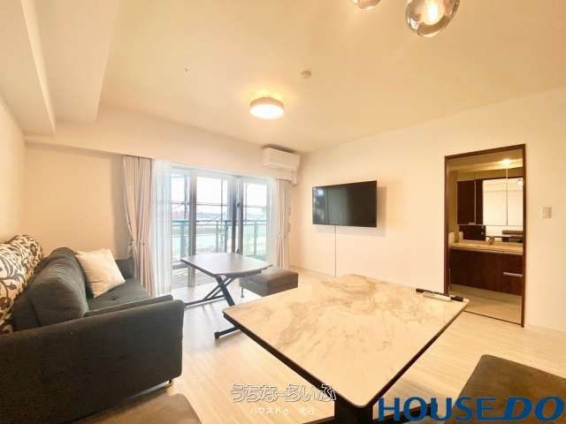 Ocean View 1LDK in Alture Mihama Resort Condo, Chatan, Okinawa - Thumbnail 3