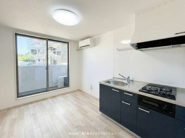 New Designer 1DK Apartment for Rent in Miyakojima - Royal Blue Miyako I - Thumbnail 4