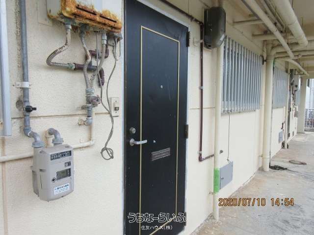 Renovated 2DK Apartment for Rent in Naha, Okinawa - Thumbnail 3