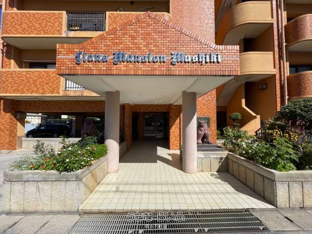 Renovated 3LDK Apartment for Sale in Ginowan, Okinawa - Thumbnail 2