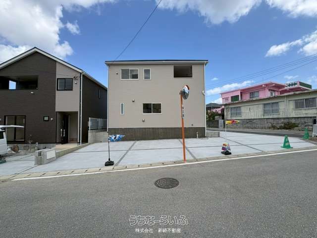 New 4LDK House for Sale in Ginowan, Okinawa - ZEH Standard - Thumbnail 3