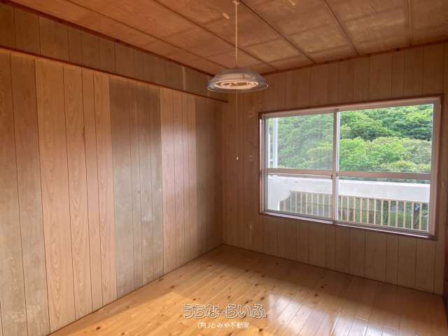Island Apartment 302: Renovated 2DK Rental in Ginowan, Okinawa - Thumbnail 3