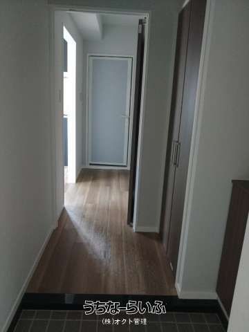 1R Apartment for Rent in Naha City, Okinawa - Koken Building - Thumbnail 3