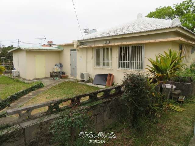 Tenanted 3LDK Single-Story House on Leased Land in Okinawa City - Thumbnail 2