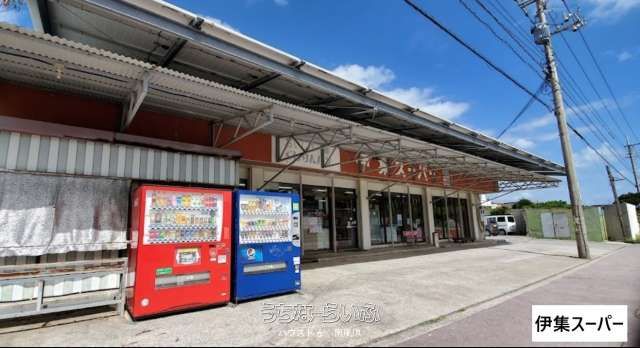 5LDK Corner Lot Family House for Sale in Nanjo City, Okinawa - Thumbnail 4