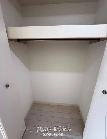 Large Condominium for Sale in Chatan, Okinawa's Kuwae Area - Thumbnail 3