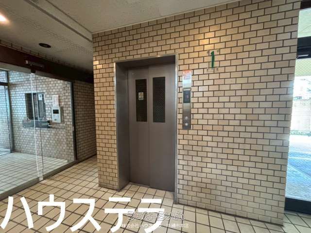 Renovated 1R Apartment for Sale in Lions Mansion Maeshima, Naha - Thumbnail 4