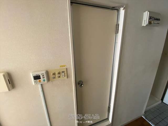 Laforet Castle 302: 1K Apartment for Rent in Urasoe City, Okinawa - Thumbnail 4