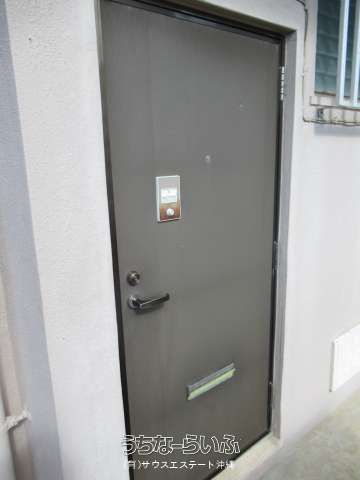 1K Apartment for Rent in Nagata, Naha - Near Okinawa University - Thumbnail 4