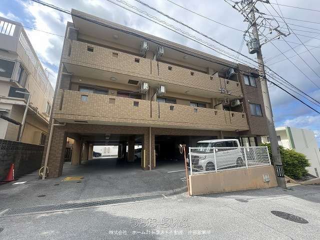 Fujistar Ginowan 203: 1LDK Rental Apartment in Ginowan, Okinawa - Thumbnail 3