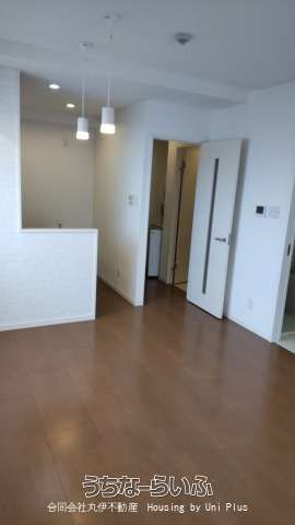 9-Unit Apartment Building for Sale in Urasoe, Okinawa - Thumbnail 4
