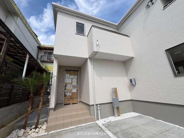 New 3LDK House for Sale in Ginowan, Okinawa - Family Closet - Thumbnail 2