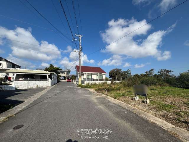 122.8 sqm Residential Land Plot for Sale in Yaeze Town, Okinawa - Thumbnail 3