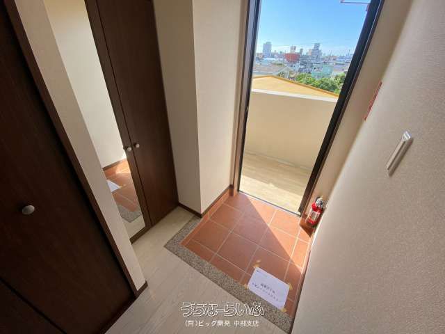 1LDK Apartment for Rent in Okinawa City, Ciel Blue Kaibo - Thumbnail 4