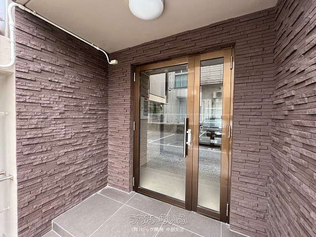 1LDK Apartment for Rent in Okinawa City, Ciel Blue Kaibo - Thumbnail 2