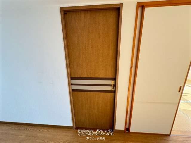 3LDK Apartment for Rent in Naha Akebono with Indoor Laundry Space - Thumbnail 2