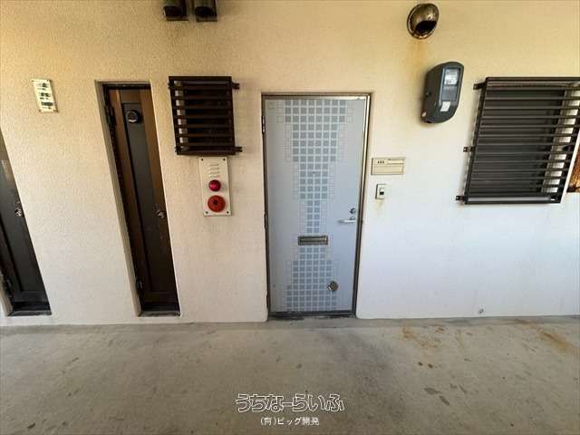 3LDK Apartment for Rent in Naha Akebono with Indoor Laundry Space - Thumbnail 3