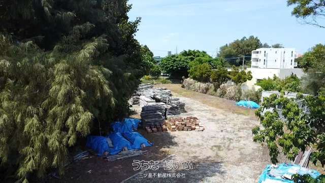1037 sqm Land Plot for Sale in Onna Village, Okinawa - Thumbnail 4