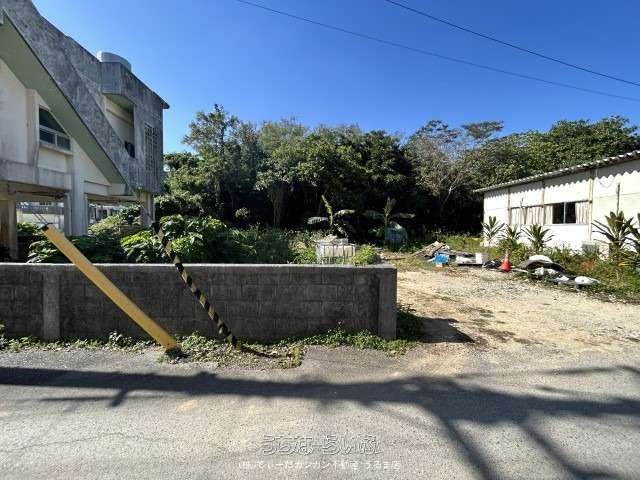 255m² Land for Sale in Uruma City, Okinawa - 6.2 Million Yen - Image 1
