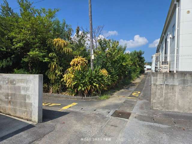 1239 sqm Land Plot for Sale in Fukei, Nago City, Okinawa - Thumbnail 2