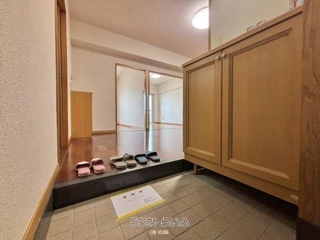 2LDK Apartment for Rent in Naha City's New Urban Center - Thumbnail 4