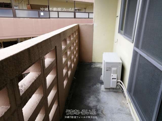 Akahata Apartment 5-D: Spacious 1R for Rent in Naha, Okinawa - Thumbnail 2