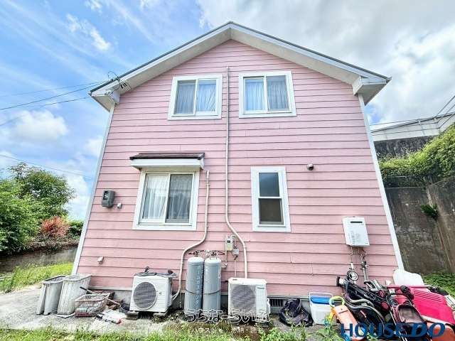 Spacious 3LDK House for Sale in Yomitan, Okinawa, Near the Beach - Thumbnail 4