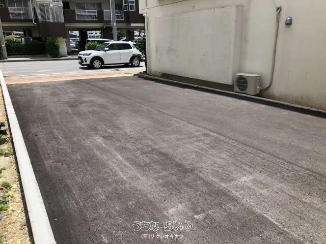 Tomari Parking Lot for Rent in Naha, Okinawa | 8 Spaces - Thumbnail 4