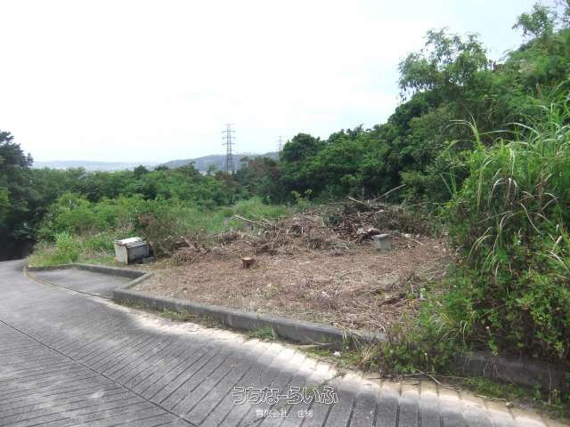 241m² Land for Sale in Nakagusuku Village, Okinawa with Sea Views - Thumbnail 3