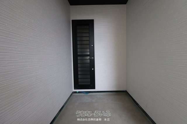 4LDK Family House for Sale in Uruma City, Okinawa - Thumbnail 4