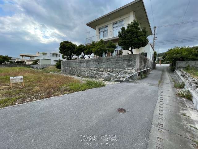 408.22m² Land for Sale in Nakagusuku Village, Okinawa - Thumbnail 2