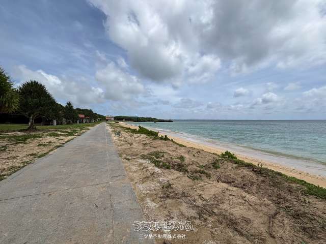 Grave Site Land for Sale in Yomitan, Okinawa Near Toguchi Beach - Thumbnail 3