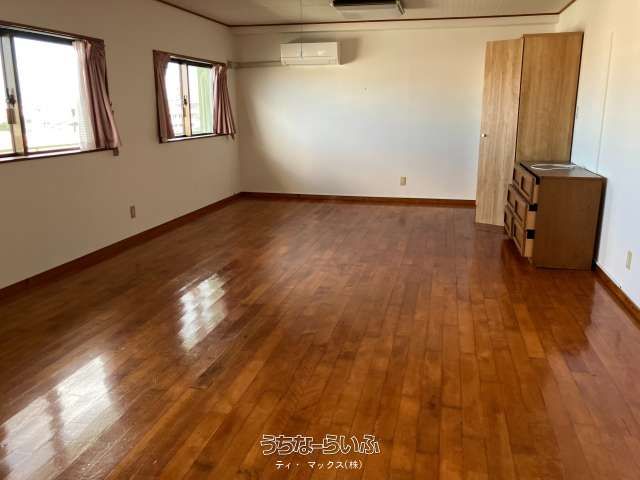 3SLDK Apartment for Rent in Awase, Okinawa City - 138.54 sqm - Thumbnail 4