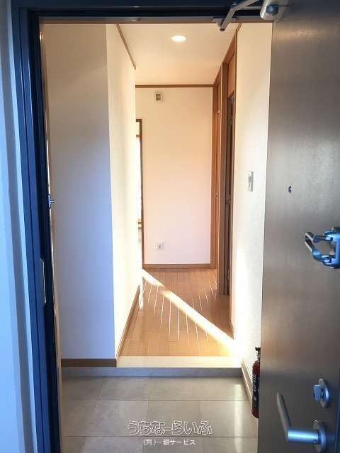 3LDK Apartment for Rent in Naha Omoromachi, Okinawa - Thumbnail 3