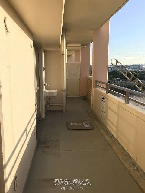 3LDK Apartment for Rent in Naha Omoromachi, Okinawa - Thumbnail 2