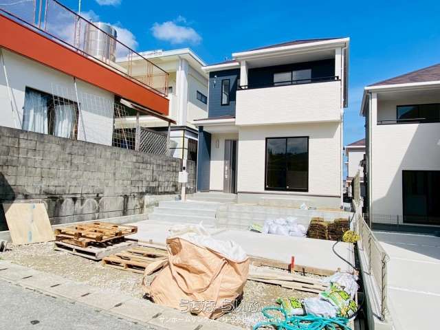 New 4LDK House for Sale in Uruma, Okinawa - 2026 Build - Thumbnail 2