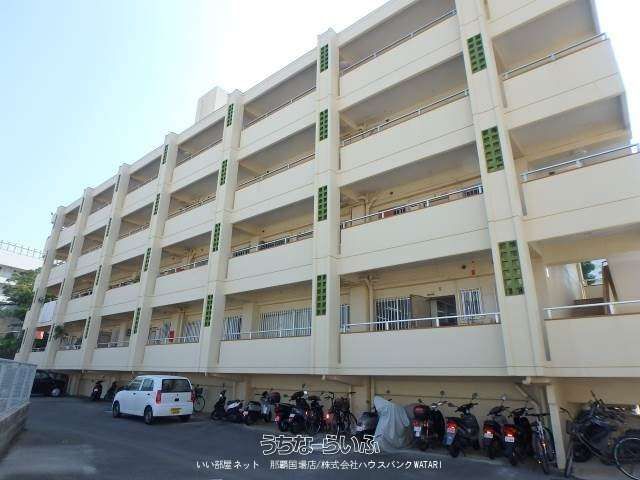 Kashoku-so B406: 2DK Apartment for Rent in Naha, Okinawa - Thumbnail 2