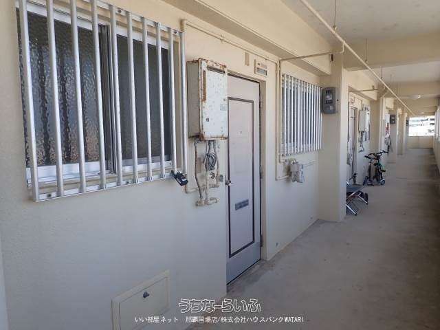 Kashoku-so B406: 2DK Apartment for Rent in Naha, Okinawa - Thumbnail 4