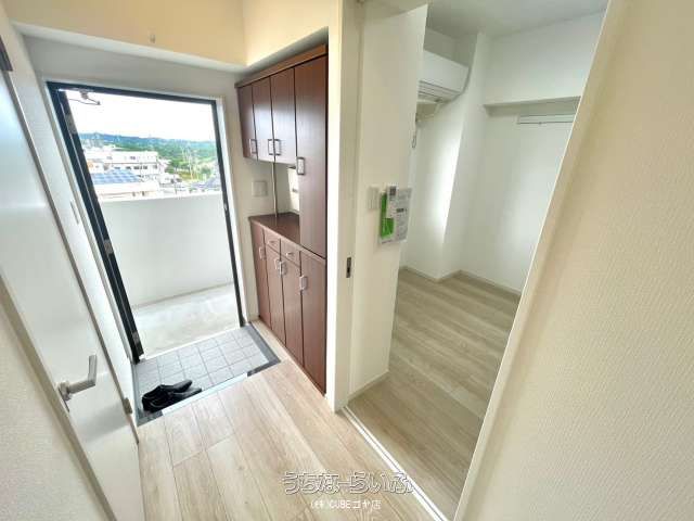 Modern 2LDK Apartment for Rent in Okinawa City, Corner Rooms - Thumbnail 3
