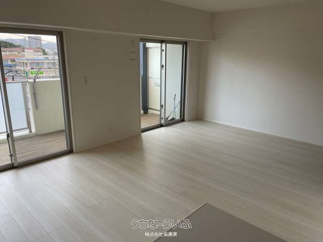 Modern 2LDK Apartment for Rent in Nago, Okinawa - Thumbnail 2