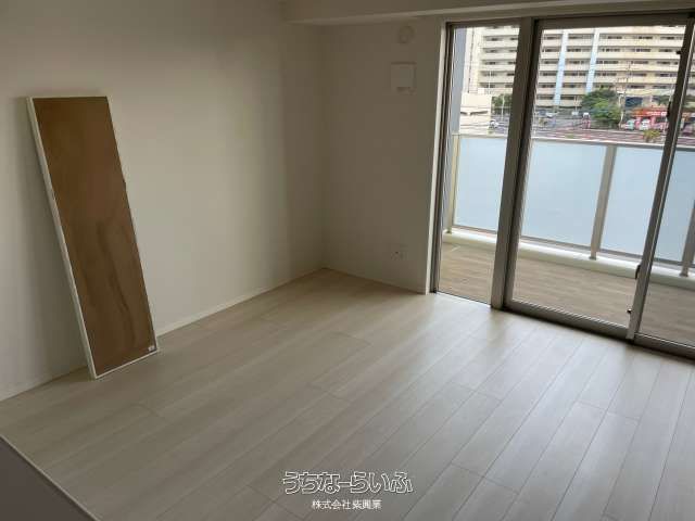 Modern 2LDK Apartment for Rent in Nago, Okinawa - Thumbnail 3