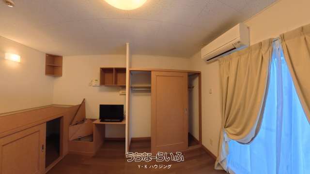 Leopalace Shurijo Castle Town 1K Apartment for Rent in Naha, Okinawa - Thumbnail 3