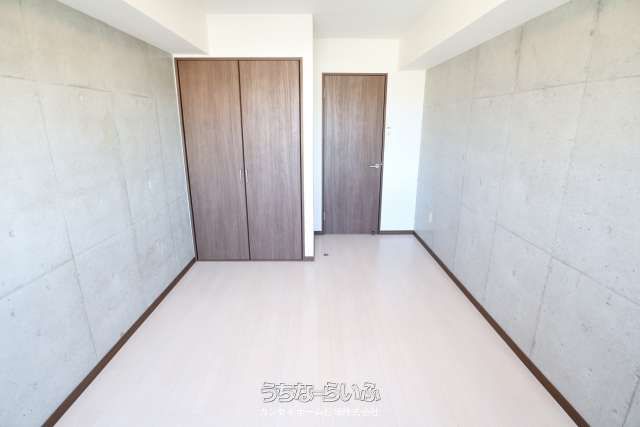 Pet-Friendly 1K Apartment with Elevator in Ishigaki, Okinawa - Thumbnail 4