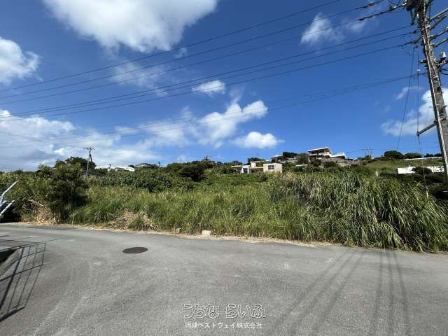 Sea-View Land for Sale in Nanjo City, Okinawa - 1260.11m² - Thumbnail 2