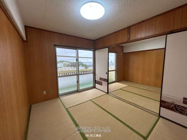 2DK Apartment for Rent in Urasoe, Okinawa - No Deposit, Kotatsu - Thumbnail 3