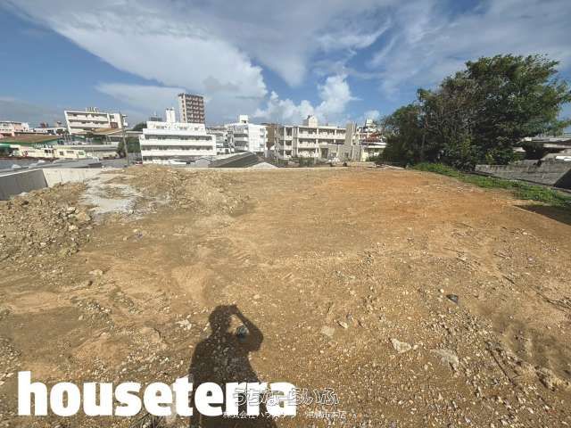 5.55㎡ Cemetery Plot in Okinawa City - All-Inclusive Price - Thumbnail 2