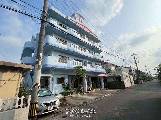 3LDK Family Apartment for Rent in Okinawa City - Thumbnail 3
